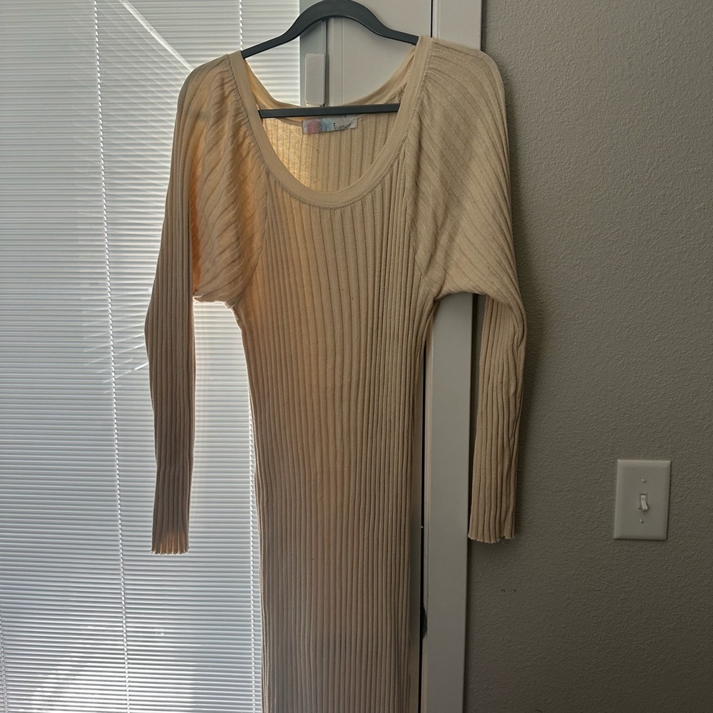 Elegant Cream Ribbed Knit Dress